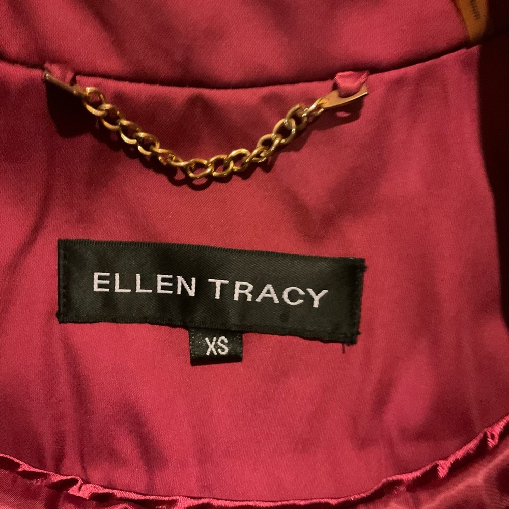 Ellen Tracy Women's Burgundy Trench Coat - Picture 3 of 5